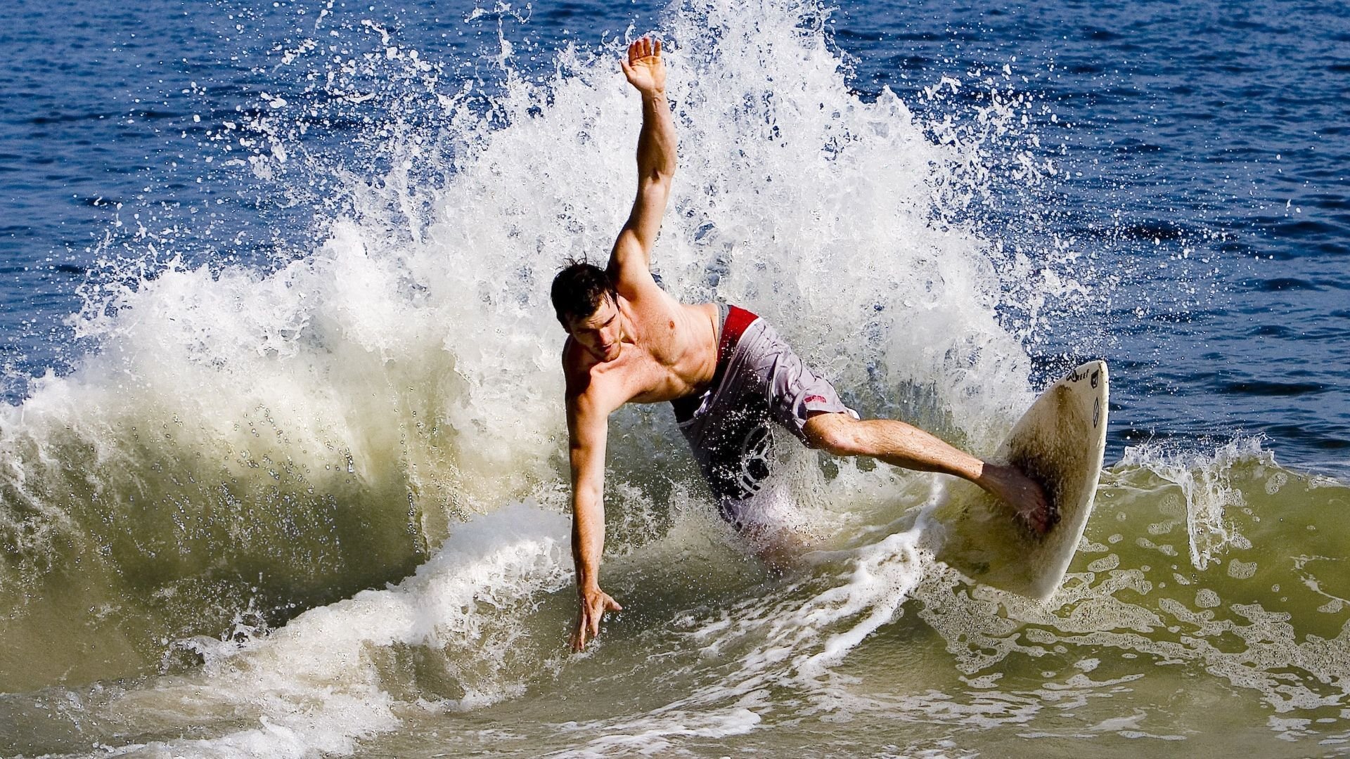 《FIFA》电竞联赛迎来转型升级,线下比赛逐渐恢复,fifa电竞比赛多少分钟